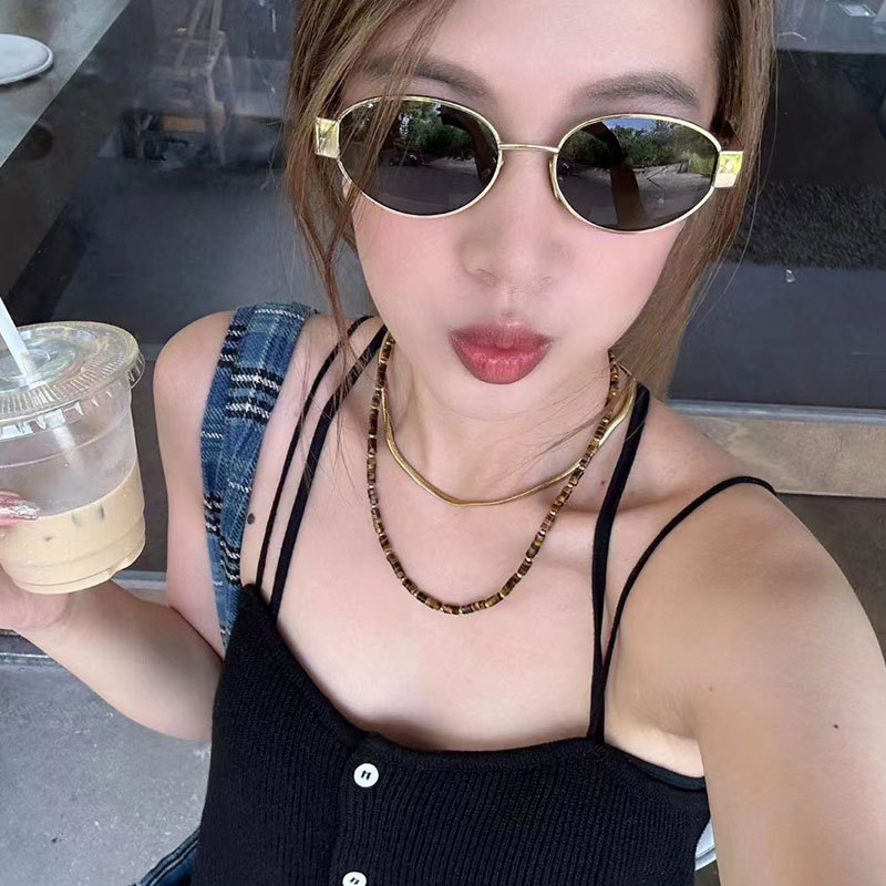 Small Oval Frame Advanced Sung - مراجعة Street Fashion Photo وسعره