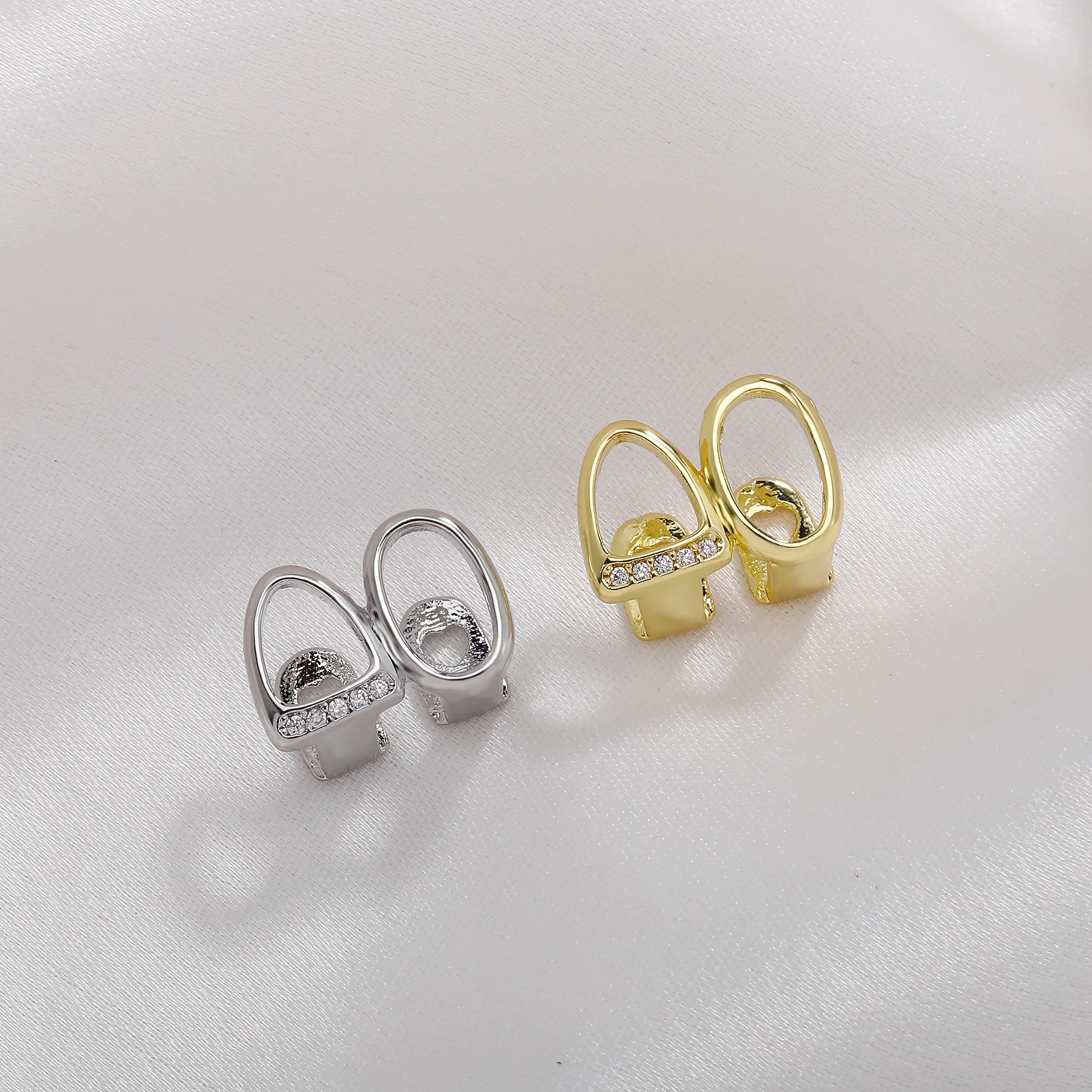 Iced Out Zircon Double Hollow  - مراجعة Street Fashion Jewelry وسعره